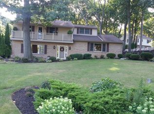 1999 N Carriage Ln, Port Clinton, OH 43452