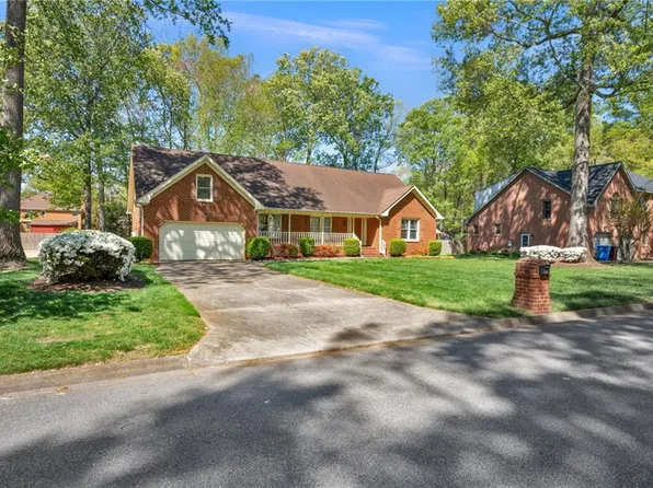 1017 Winchester Way, Chesapeake, VA 23320