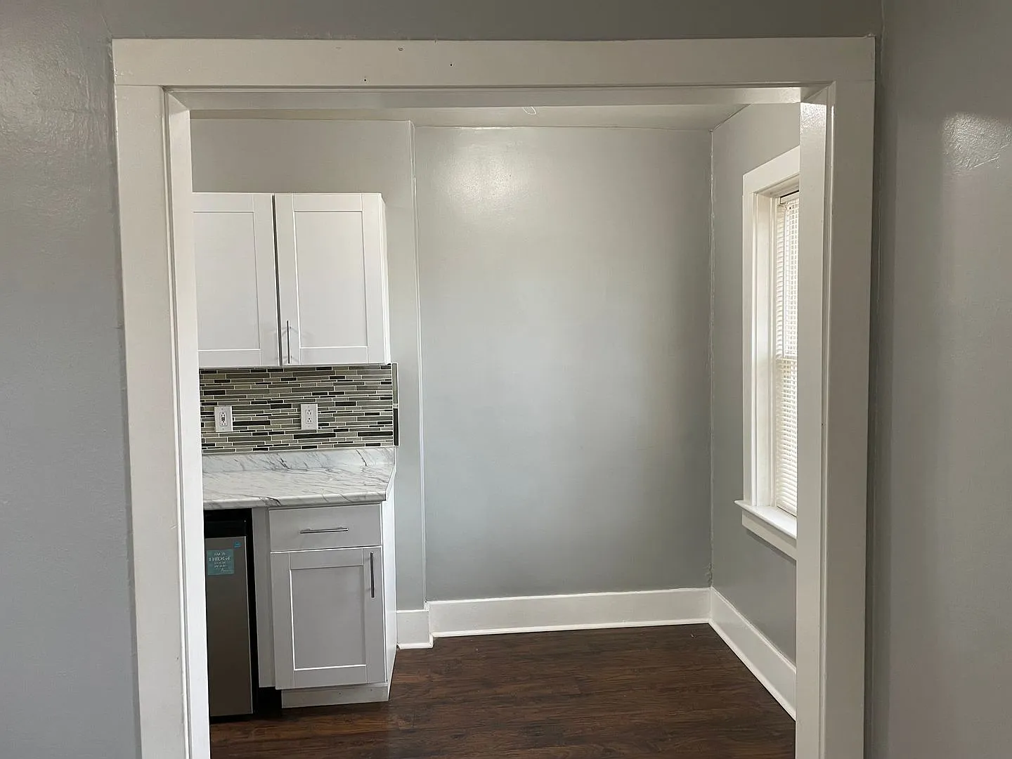 1117 S. Plymouth Avenue — Photo 3