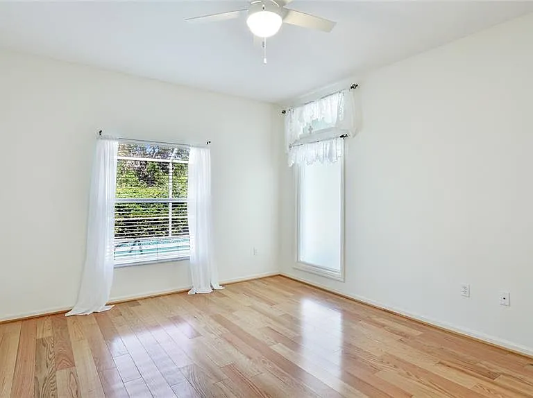 534 Oak Bay Dr — Photo 19