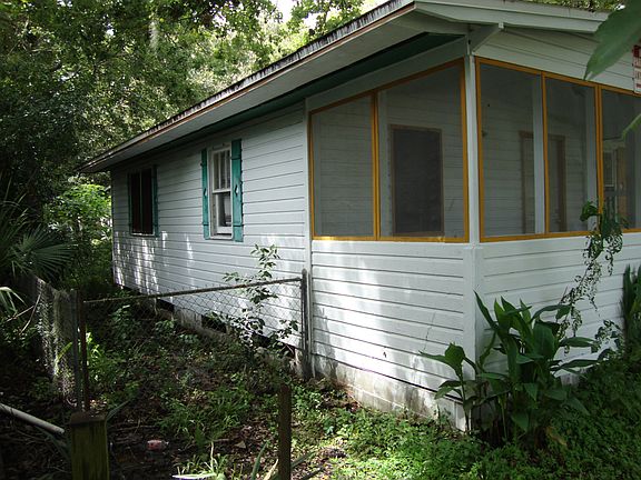 3rd image of 2416 Lamee Ave