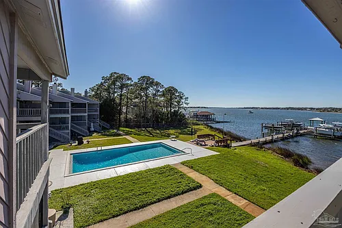 14180 River Rd #2 Photo 1