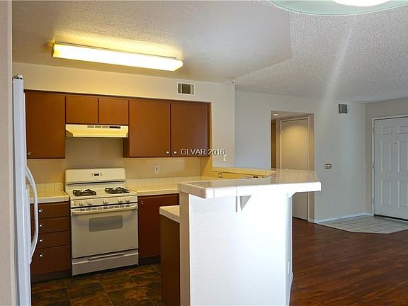 5th image of 7905 Greycrest Ct Unit 104