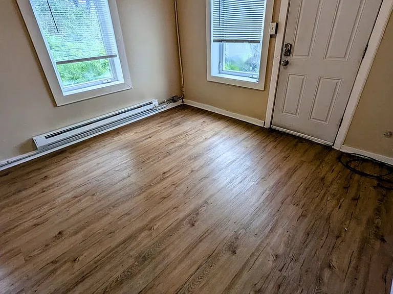 419 2nd St #1-7 — Photo 1