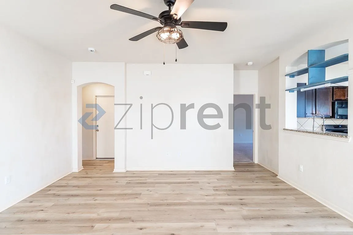 Westwind — Photo 3