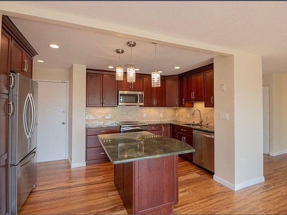 3rd image of 1002 Paradise Rd APT Phh