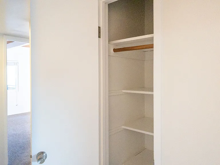 11 S Knoll Rd #17 — Photo 12