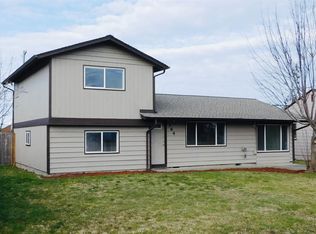 364 W Maple St, Sequim, WA 98382