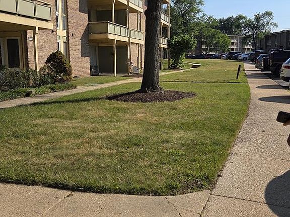 3rd image of 7237 Donnell Pl APT A-4