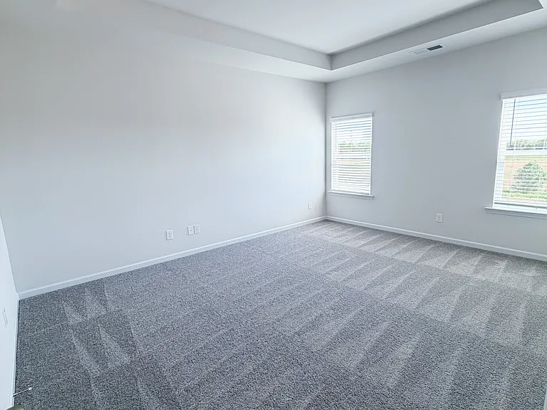 1015 Stiles Ct — Photo 10