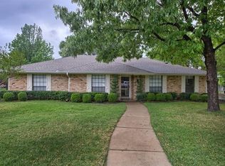 954 Crestwood Cir, Flower Mound, TX 75028