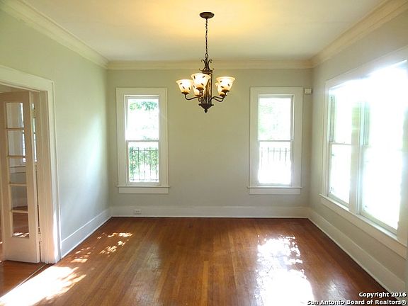 5th image of 1102 E Highland Blvd