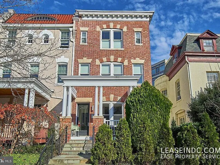 2619 Garfield St NW #4 — Photo 1