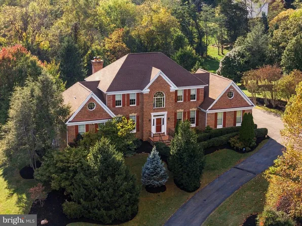 7835 Wellington Dr, Warrenton, VA 20186