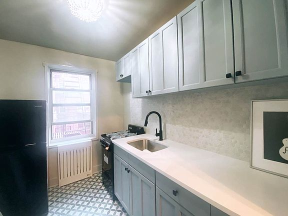 4th image of 34-49 81st St #3