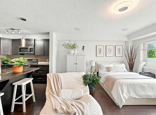 308 Redstone Vw NE, Calgary, AB T3N0M9