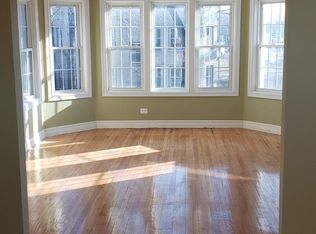 2436 W 68th St APT 1, Chicago, IL 60629