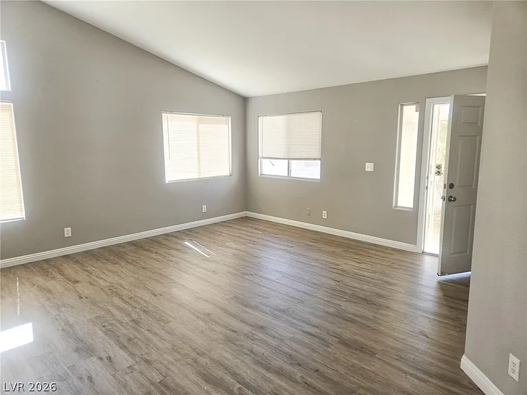 6230 Alkaid Ave — Photo 3
