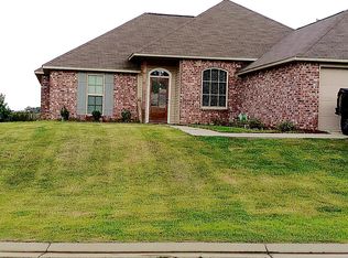552 Fairway Ave, Byram, MS 39272