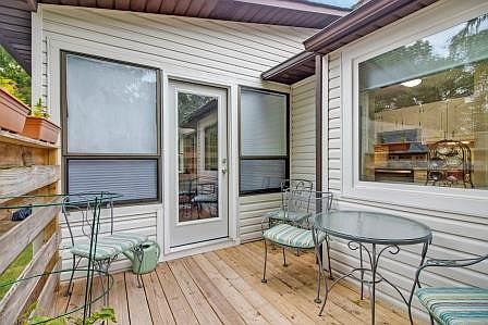 5th image of 109 Bradford Ln