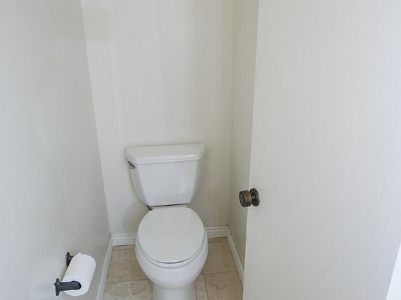 3rd image of 1212 S Westlake Blvd