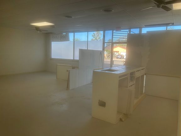2nd image of 1115 N Thornton St #17-19-21B