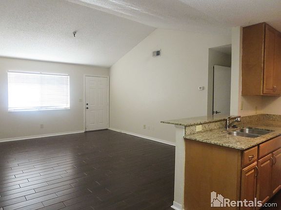 5th image of 10263 Gandy Blvd N APT 2412