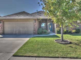 3521 Tecumseh Dr, Yukon, OK 73099