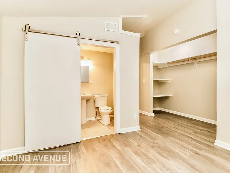 912 S 16th St — Photo 13