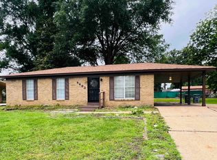 4493 Double Tree Rd, Memphis, TN 38109