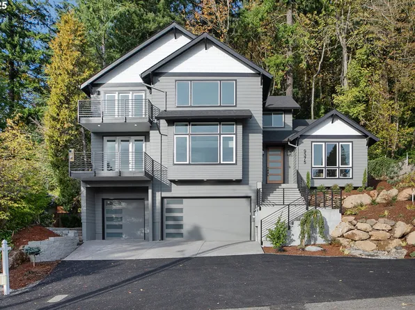 9375 NE Sacramento St, Portland, OR 97220
