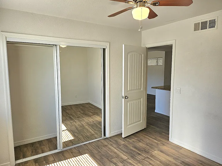4313 N 19th Ave #203 — Photo 10