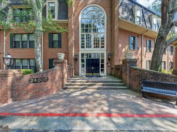 24218 Plantation Dr NE #218, Atlanta, GA 30324