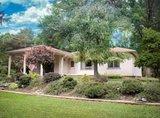 7284 Big Creek Pkwy, Middleburg Heights, OH 44130