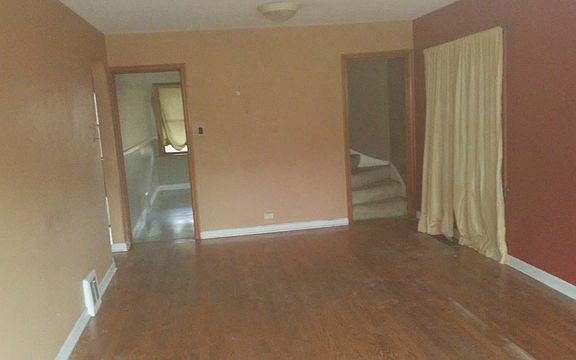 2nd image of 9845 S Trumbull Ave