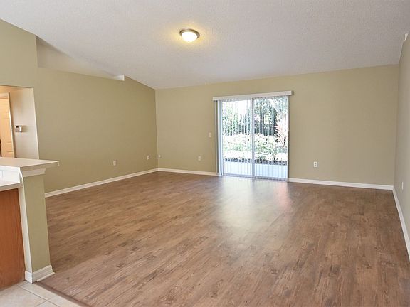 2nd image of 2041 Brewster Dr