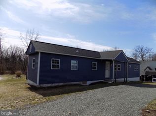 200 Jackson Rd, Gilbertsville, PA 19525