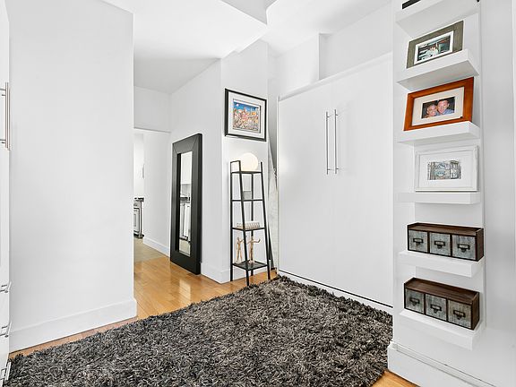 4th image of 99 John St APT 1101