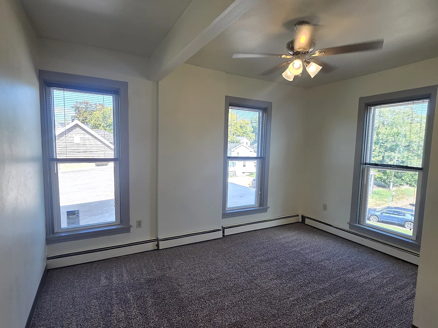103 N Wisconsin St — Photo 3
