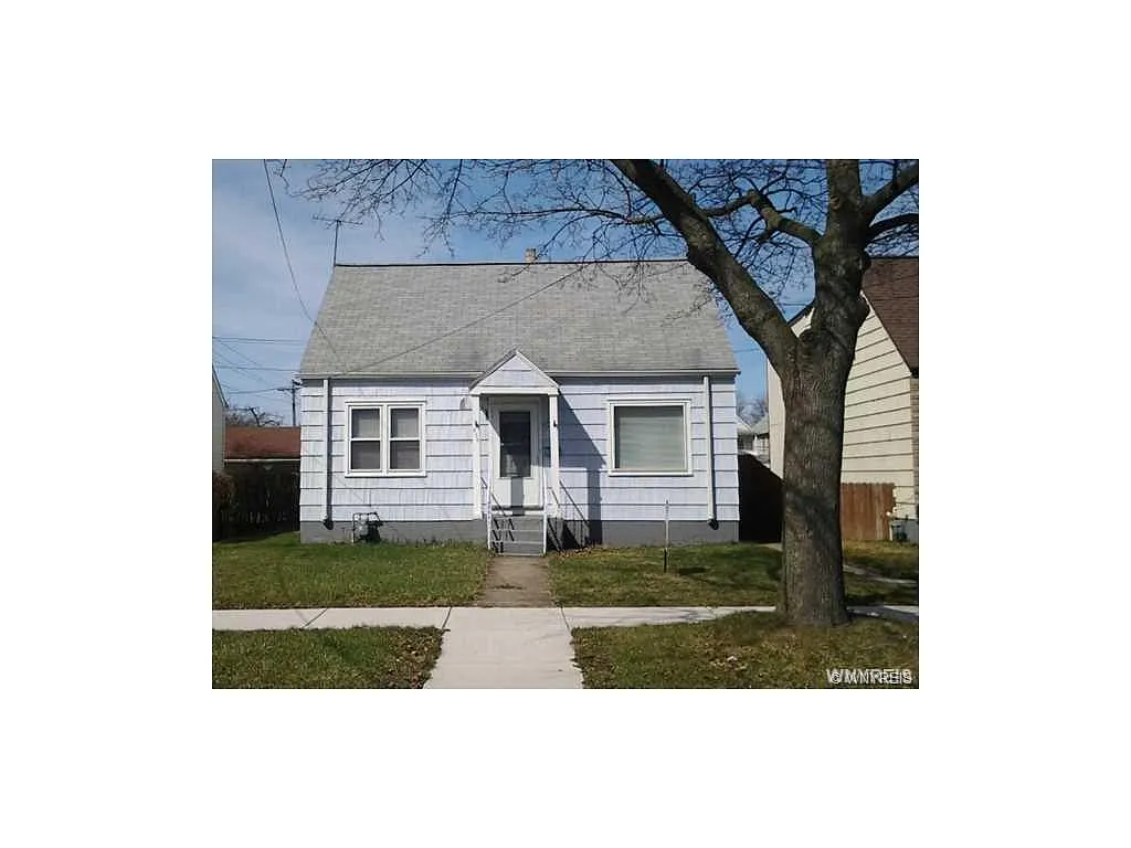 608 28th St photo 1