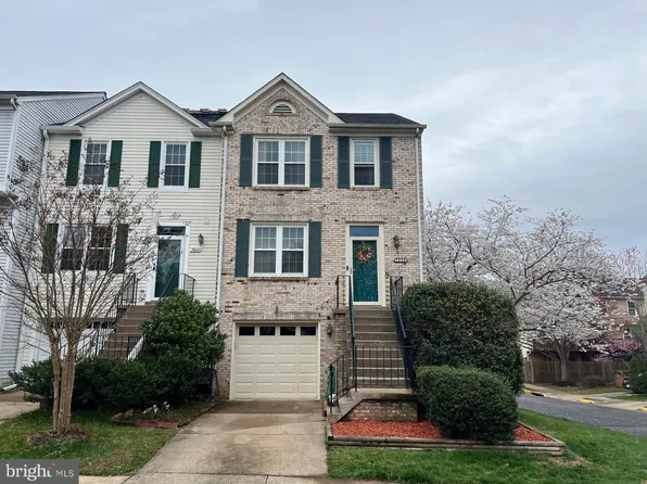 5840 Watermark Cir, Centreville, VA 20120