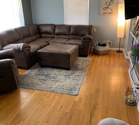 2nd image of 3 Carlton Dr
