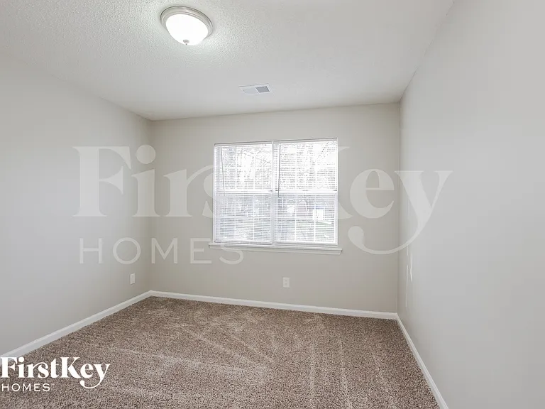 6904 Passeres Ct — Photo 15