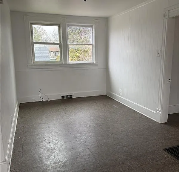 534 1/2 E Wyandotte St — Photo 5