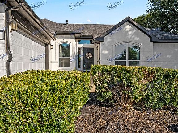 3rd image of 315 McKenzie Dr
