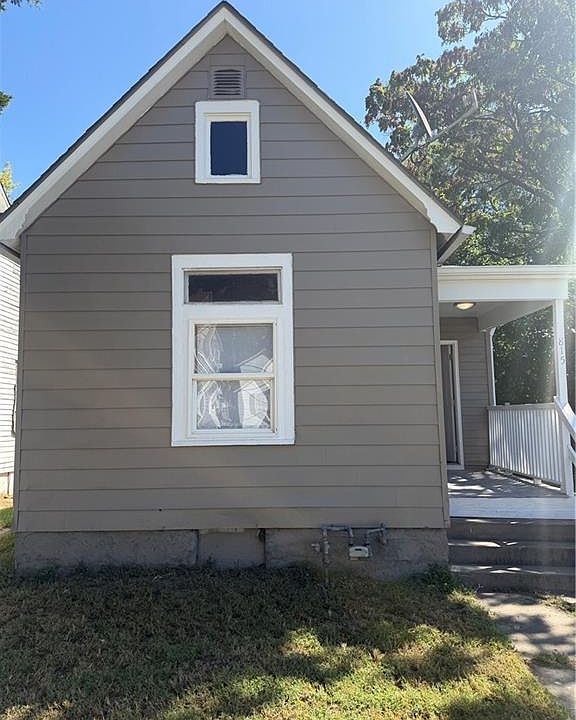1st image of 815 S 21st St