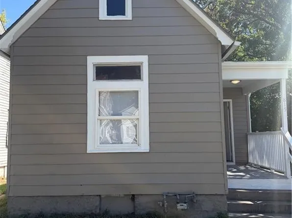815 S 21st St, Saint Joseph, MO 64507
