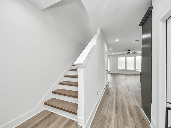 3rd image of 7907 Dandy St #A