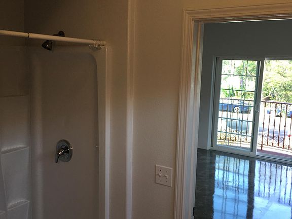 5th image of 4030 Inglewood Blvd APT 4