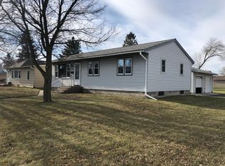 523 3rd St NW, Wadena, MN 56482